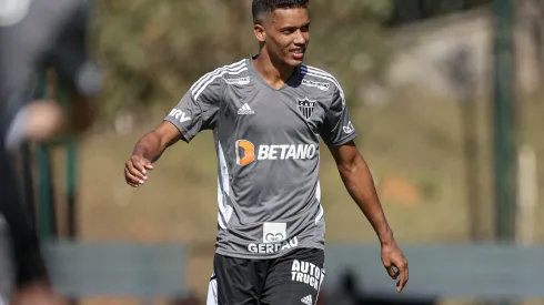 Foto: Bruno Sousa / Atlético - Pedrinho tem situação atualizada.