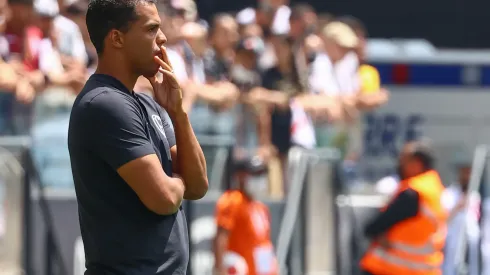 Marcello Zambrana/AGIF- Fernando Lázaro, técnico do Corinthians
