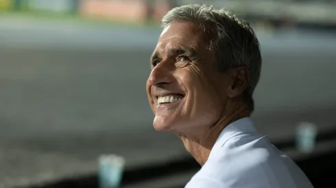 Foto: Jorge Rodrigues/AGIF - Luís Castro, técnico do Botafogo