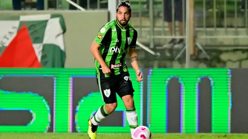 Foto: Mourão Panda / América - Benítez revela metas ousadas para a temporada de 2023.