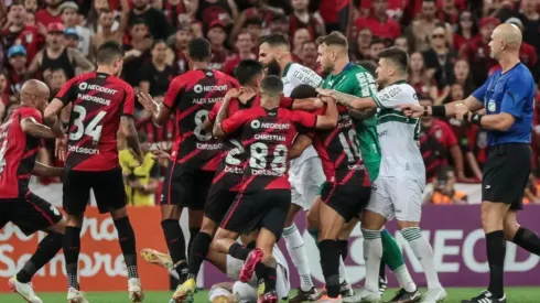 Foto: Robson Mafra/AGIF