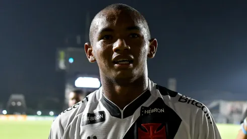 Foto: Thiago Ribeiro/AGIF – Nos planos do Vasco, Eguinaldo vem sendo sensação na Europa.
