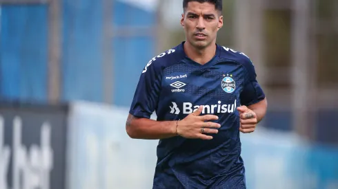 FOTO: LUCAS UEBEL/GREMIO FBPA – Grêmio busca reserva para Luis Suárez.
