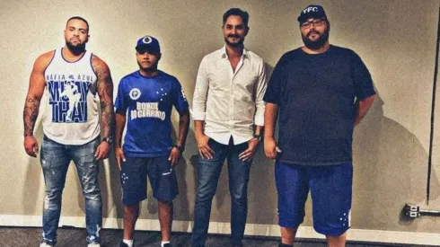 Representantes de organizadas do Cruzeiro se reuniram com Samuel Lloyd, da Minas Arena (Reprodução/Instagram) 
