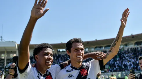 Foto: Thiago Ribeiro/AGIF – Vasco toma atitude sobre Andrey Santos e Marlon Gomes
