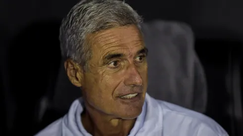 RJ – Rio de Janeiro – 11/02/2023 – CARIOCA 2023, BOTAFOGO X BANGU – Luis Castro tecnico do Botafogo durante partida contra o Bangu no estadio Luso Brasileiro pelo campeonato Carioca 2023. Foto: Thiago Ribeiro/AGIF
