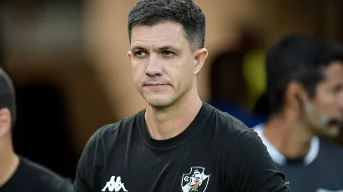 RJ – Rio de Janeiro – 19/03/2023 – CARIOCA 2023, VASCO X FLAMENGO – Mauricio Barbieri tecnico do Vasco durante partida contra o Flamengo no estadio Maracana pelo campeonato Carioca 2023. Foto: Thiago Ribeiro/AGIF
