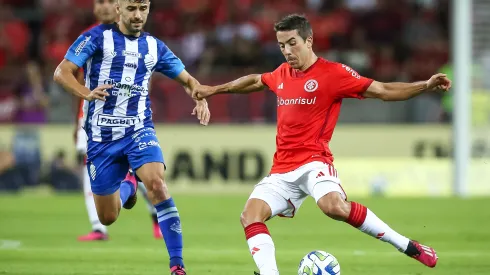 Pedro H. Tesch/AGIF- Inter e CSA no duelo de ida da Copa do Brasil 2023.
