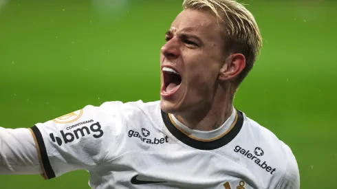 Foto: Marcello Zambrana/AGIF- Róger Guedes