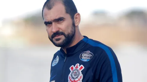 Foto: Daniel Vorley/AGIF - Danilo vai comandar o Corinthians diante do Palmeiras