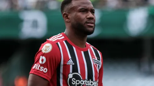 Foto: Robson Mafra/AGIF – Luan vem sendo criticado pela torcida do São Paulo
