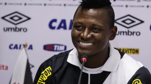 Foto: Ruano Carneiro/AGIF - Riascos 'ajuda' o Vasco por reforço