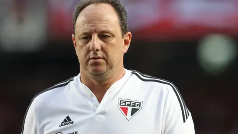 Foto: Marcello Zambrana/AGIF - Torcida do São Paulo exalta titular esquecido por Ceni