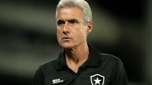 Foto: Jorge Rodrigues/AGIF – Castro analisa sequência após derrota do Botafogo
