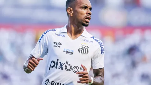 SP – Sao Paulo – 28/01/2023 – PAULISTA 2023, SANTOS X FERROVIARIA – Lucas Pires jogador do Santos durante partida contra o Ferroviaria no estadio Caninde pelo campeonato Paulista 2023. Foto: Marcello Zambrana/AGIF
