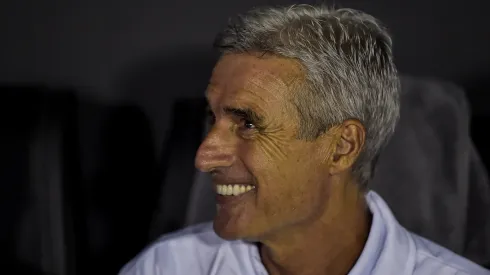 RJ - Rio de Janeiro - 11/02/2023 - CARIOCA 2023, BOTAFOGO X BANGU - Luis Castro tecnico do Botafogo durante partida contra o Bangu no estadio Luso Brasileiro pelo campeonato Carioca 2023. Foto: Thiago Ribeiro/AGIF