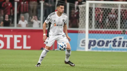 Foto: Robson Mafra/AGIF - Battaglia comenta diferenças entre futebol brasileiro e espanhol.