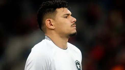 Foto: Vitor Silva/Botafogo - Tiquinho Soares vive boa fase no ataque do Botafogo.