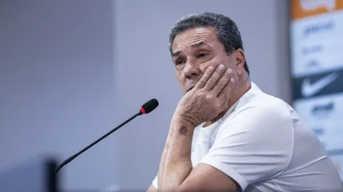 Foto: Ettore Chiereguini/AGIF – Luxemburgo vive momento complicado no Corinthians.
