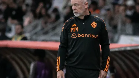 Foto: Fernando Moreno/AGIF - Mano Menezes tem jogo importante pela frente.