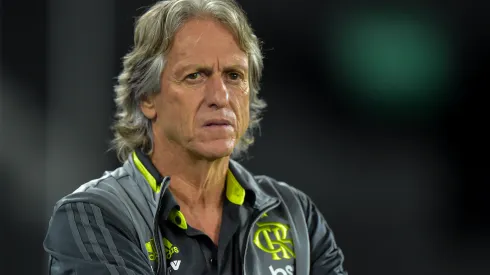 Foto: Thiago Ribeiro/AGIF – Jorge Jesus está em fim de contrato no Fenerbahçe
