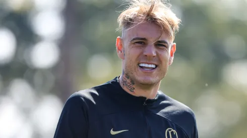 SP - SAO PAULO - 23/05/2023 - CORINTHIANS, TREINO - Roger Guedes jogador do Corinthians durante treino no Centro de Treinamento CT Joaquim Grava. Foto: Marcello Zambrana/AGIF