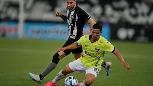 Thiago Ribeiro/AGIF- Botafogo x LDU no duelo de ida da Sul-Americana
