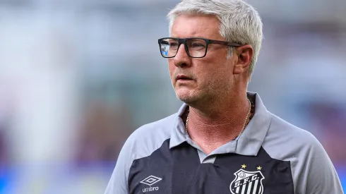 Foto: Gilson Junio/AGIF - Possível demissão de Odair pode gerar 'consequências' ao Santos