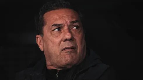 Foto: Ettore Chiereguini/AGIF - Vasco quer zagueiro de Luxemburgo no Corinthians