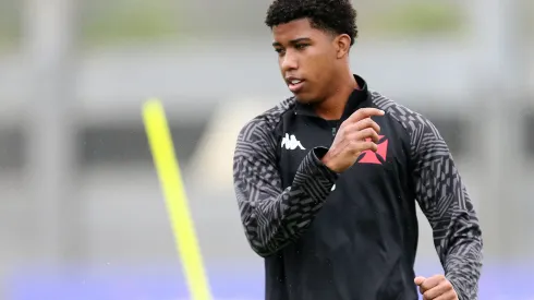 Foto: Daniel RAMALHO/VASCO - Andrey tem poucos dias restantes no Vasco.