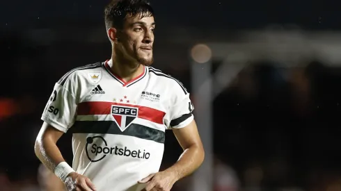 Foto: Marcello Zambrana/AGIF – Pedrinho deve defender rival do São Paulo na Série A
