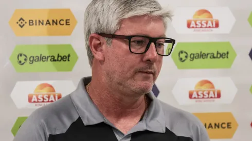 Foto: Robson Mafra/AGIF - Santos procura brasileiro para substituir Odair