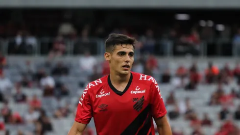 Foto: Joao Vitor Rezende Borba/AGIF - Léo Cittadini pode deixar o Athletico-PR