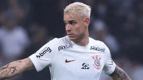 Róger Guedes rebate críticas e manda recado para torcida do Corinthians após derrota