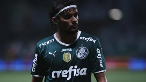 Foto: Ettore Chiereguini/AGIF – Gustavo Scarpa pode parar em rival do Palmeiras.
