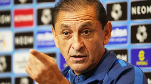 SAITAMA, JAPAN – MAY 05:  Al-Hilal head coach Ramon Diaz speaks ahead of the AFC Champions League final second leg between Urawa Red Diamonds and Al-Hilal at Saitama Stadium on May 05, 2023 in Saitama, Japan. (Photo by Etsuo Hara/Getty Images)
