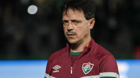 PR – CURITIBA – 24/07/2023 – BRASILEIRO A 2023, CORITIBA X FLUMINENSE – Fernando Diniz tecnico do Fluminense durante partida contra o Coritiba no estadio Couto Pereira pelo campeonato Brasileiro A 2023. Foto: Robson Mafra/AGIF
