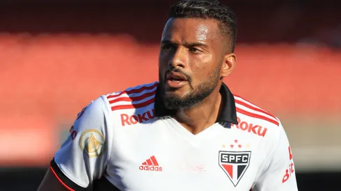 Foto: Marcello Zambrana/AGIF – Reinaldo entrou com uma ação na CBF contra o São Paulo
