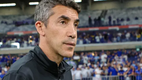 MG - BELO HORIZONTE - 06/08/2023 - BRASILEIRO A 2023, CRUZEIRO X BOTAFOGO - Bruno Lage tecnico do Botafogo durante partida contra o Cruzeiro no estadio Mineirao pelo campeonato Brasileiro A 2023. Foto: Gilson Lobo/AGIF