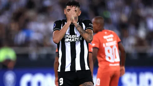 Buda Mendes/Getty Images- Tiquinho Soares, atacante do Botafogo
