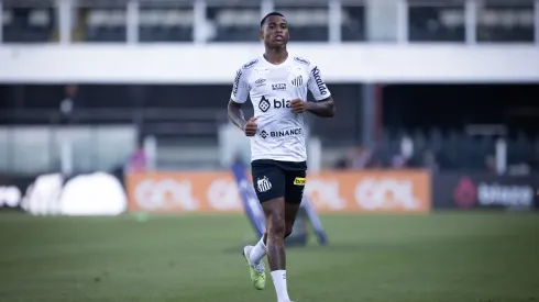 Foto: Abner Dourado/AGIF – Jean Lucas fala sobre reencontro com a torcida santista.
