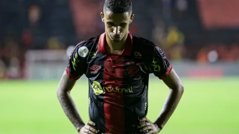 Foto: Rafael Vieira/AGIF - Luciano Juba cada vez mais próximo de iniciar sua trajetória no Bahia.