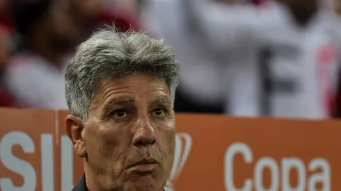 RJ - RIO DE JANEIRO - 16/08/2023 - COPA DO BRASIL 2023, FLAMENGO X GREMIO - Renato Portaluppi tecnico do Gremio durante partida contra o Flamengo no estadio Maracana pelo campeonato Copa do Brasil 2023. Foto: Thiago Ribeiro/AGIF