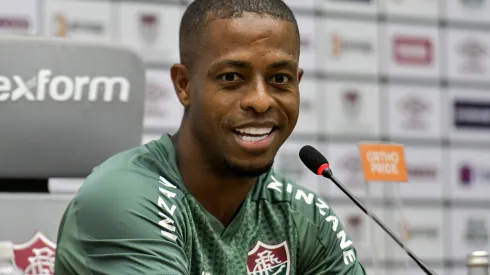 RJ – Rio de Janeiro – 12/01/2023 – FLUMINENSE, APRESENTACAO KENO – Keno fala aos jornalista durante sua apresentacao oficial como jogador do Fluminense em coletiva de imprensa realizada no CT Carlos Castilho. Foto: Thiago Ribeiro/AGIF Foto: Thiago Ribeiro/AGIF
