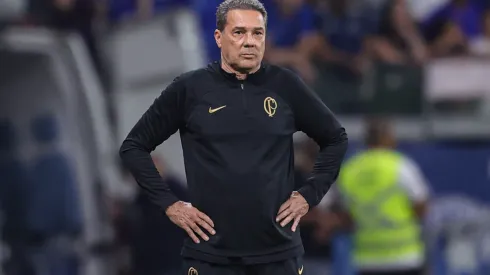 Gilson Lobo/AGIF- Vanderlei Luxemburgo, técnico do Corinthians