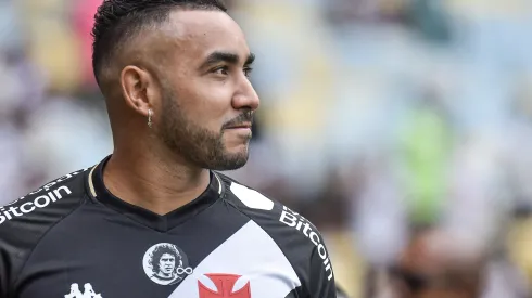RJ - RIO DE JANEIRO - 20/08/2023 - BRASILEIRO A 2023, VASCO X ATLETICO-MG - Dimitry Payet jogador do Vasco durante aquecimento antes da partida contra o Atletico-MG no estadio Maracana pelo campeonato Brasileiro A 2023. Foto: Thiago Ribeiro/AGIF