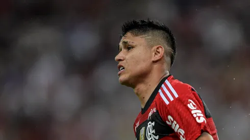 Foto: Thiago Ribeiro/AGIF - Situação de Luiz Araújo chega ao São Paulo