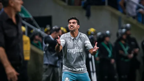 Foto: Maxi Franzoi/AGIF - STJD toma decisão sobre atitude de Abel Ferreira