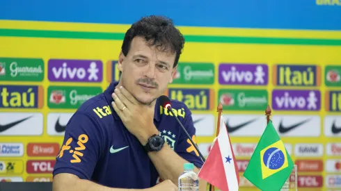 Foto: Fernando Torres/AGIF - Diniz fala sobre Adryelson.