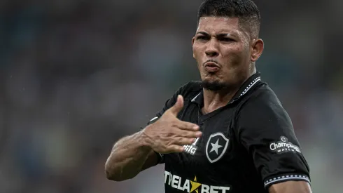 Foto: Jorge Rodrigues/AGIF - Botafogo toma atitude sobre Erison